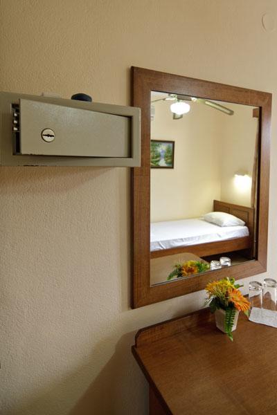 Mango Rooms Rhodes City エクステリア 写真